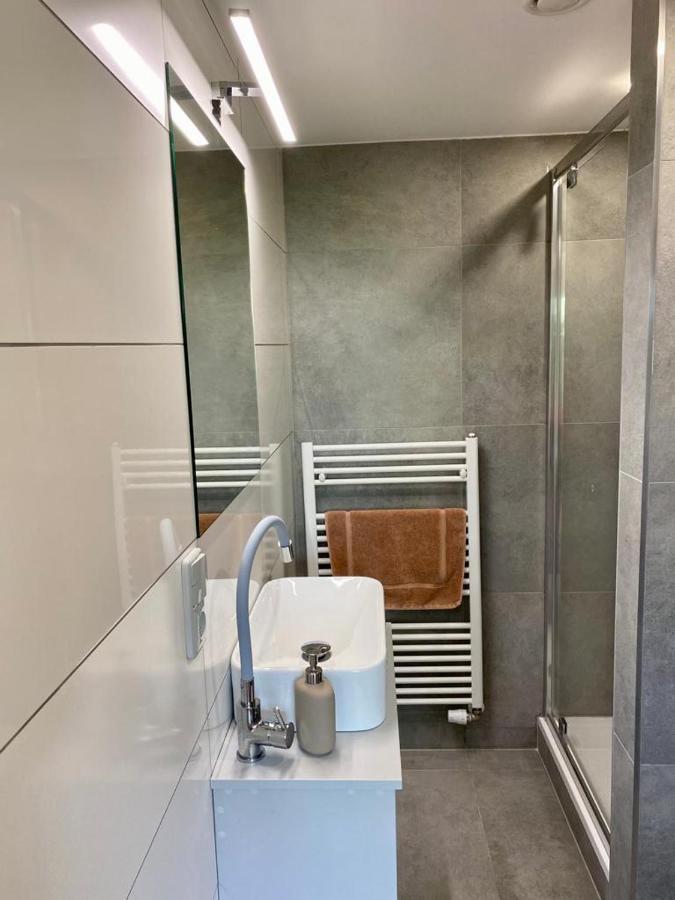 Apartman - E - Vyhlidka Nad Rekou Zdiby Ngoại thất bức ảnh